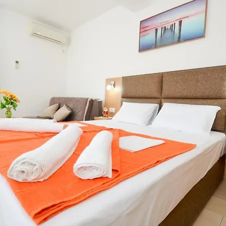 Ivanovic Apartment Budva